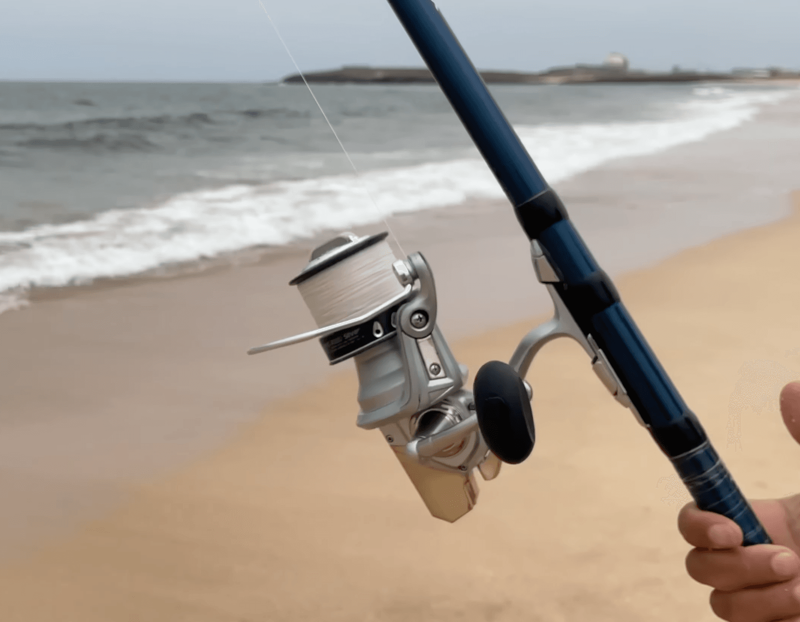 Moulinet surfcasting monté sur canne