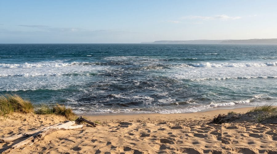Le Courant de retour — rip current surfcasting