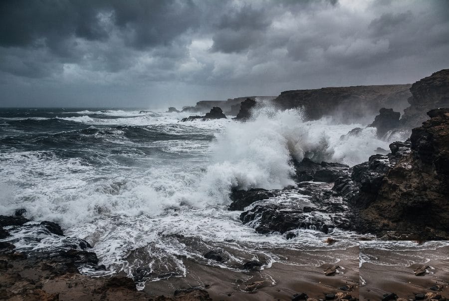 Mer très agitée — conditions de tempête surfcasting